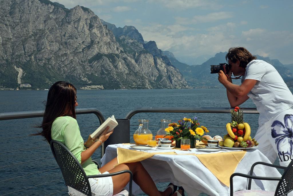 Hotel Sailing Center Malcesine Exterior foto